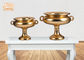 Les vases aux pieds à Tableau de pièce maîtresse de mariage de fibre de verre de feuille d'or/fleur roule la taille 2