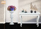 Pots de fleur d'intérieur épousant la fibre de verre blanche brillante de vases à Tableau de pièce maîtresse